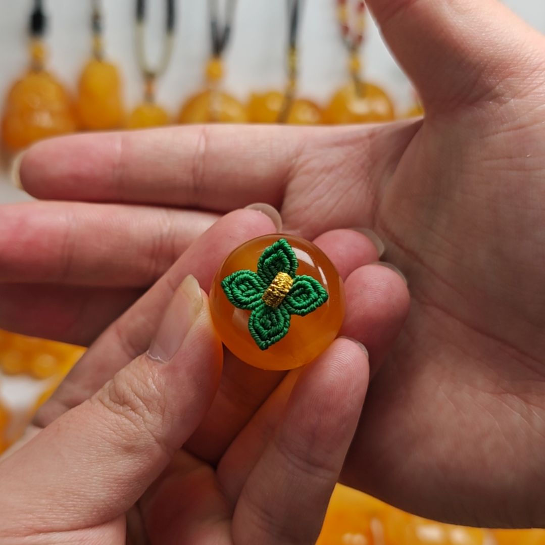 蜜蜡吊坠(赠链)未镶嵌