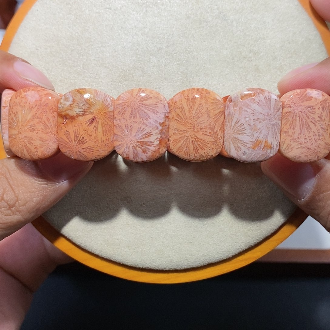硅化珊瑚（珊瑚玉）手串未镶嵌向日葵24