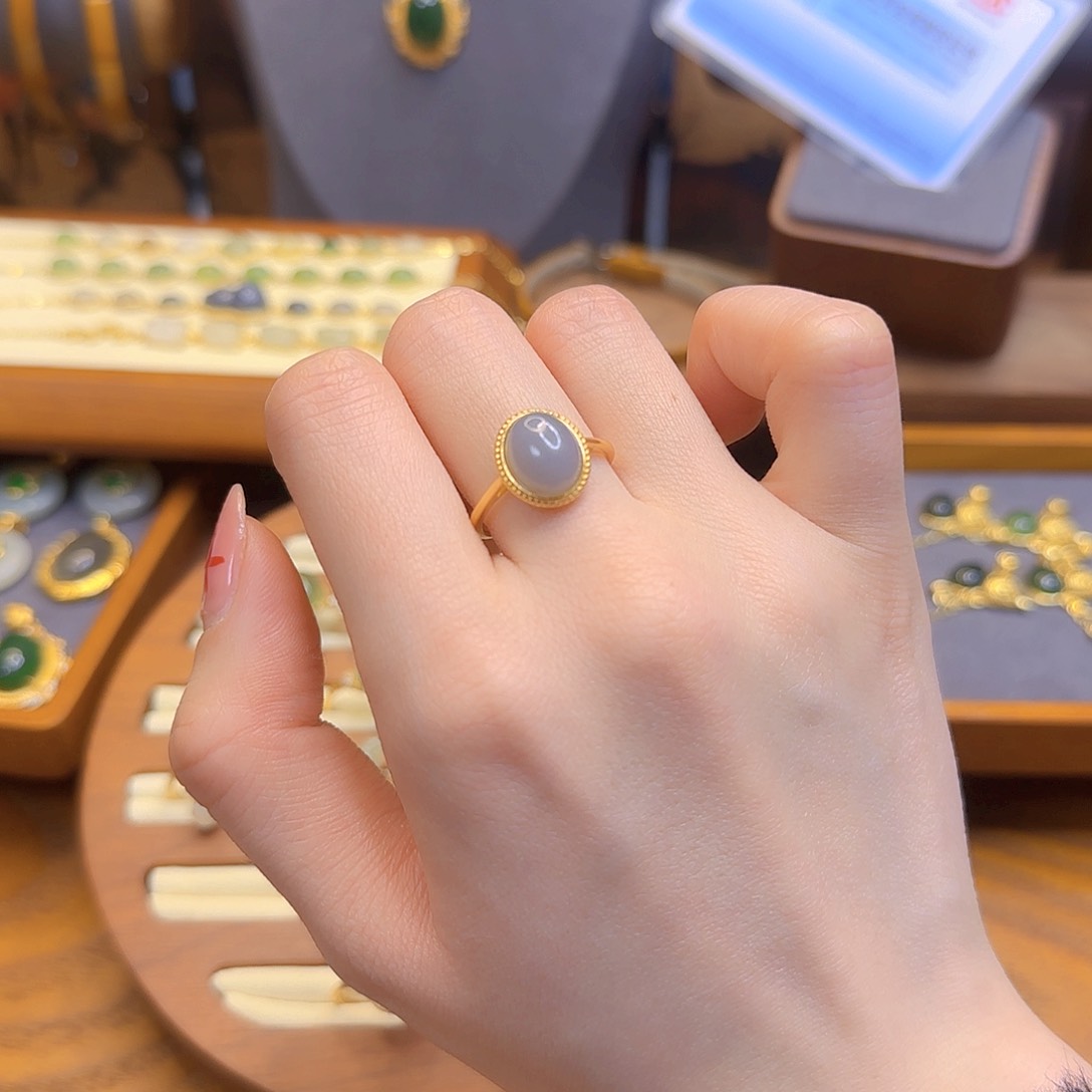 和田玉戒指银S925镀金镶嵌