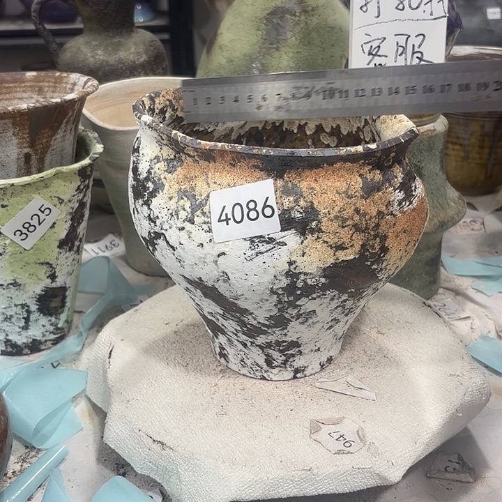 摆件4086，景德镇有孔