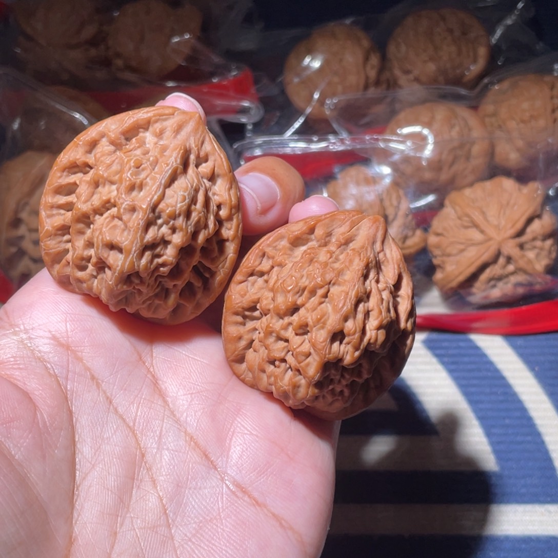 文玩核桃吊坠全品金公子40