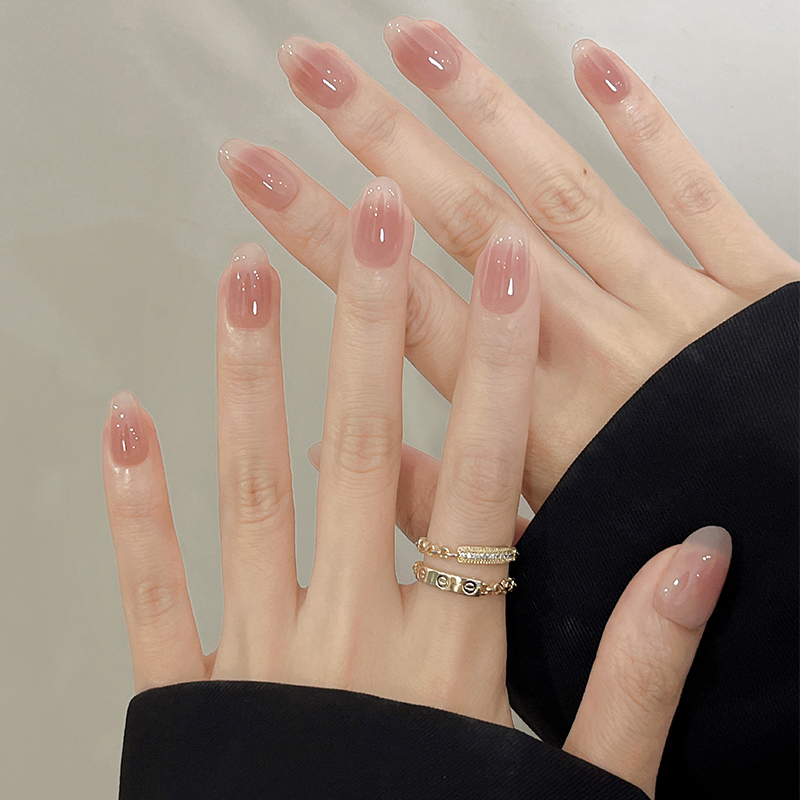 爱丽丝 手工穿戴甲裸粉色腮红短椭圆高级百搭简约通勤美甲ins