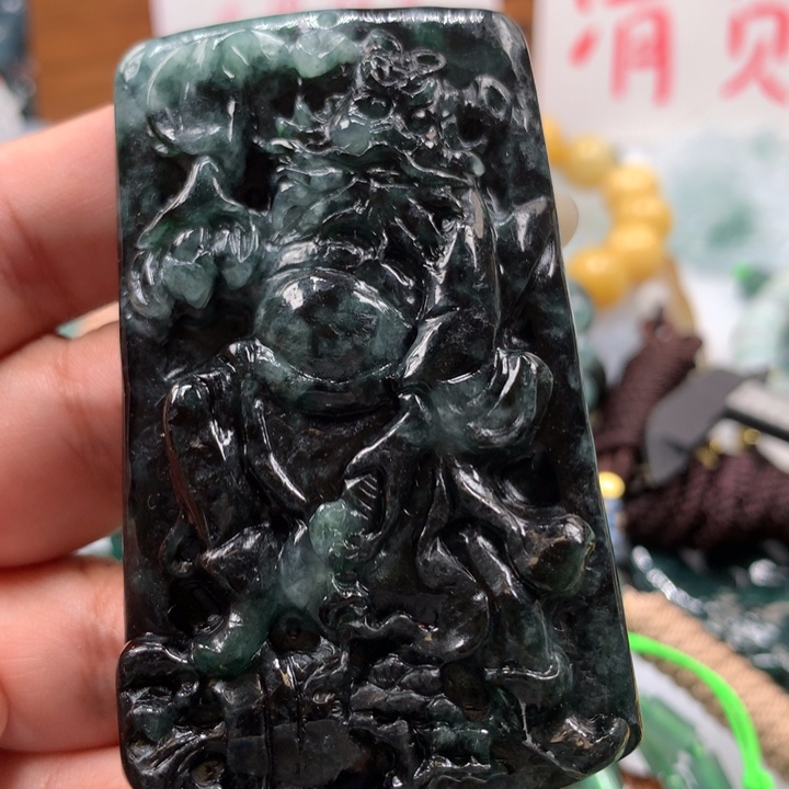 翡翠颈饰未镶嵌保真天然A货翡翠