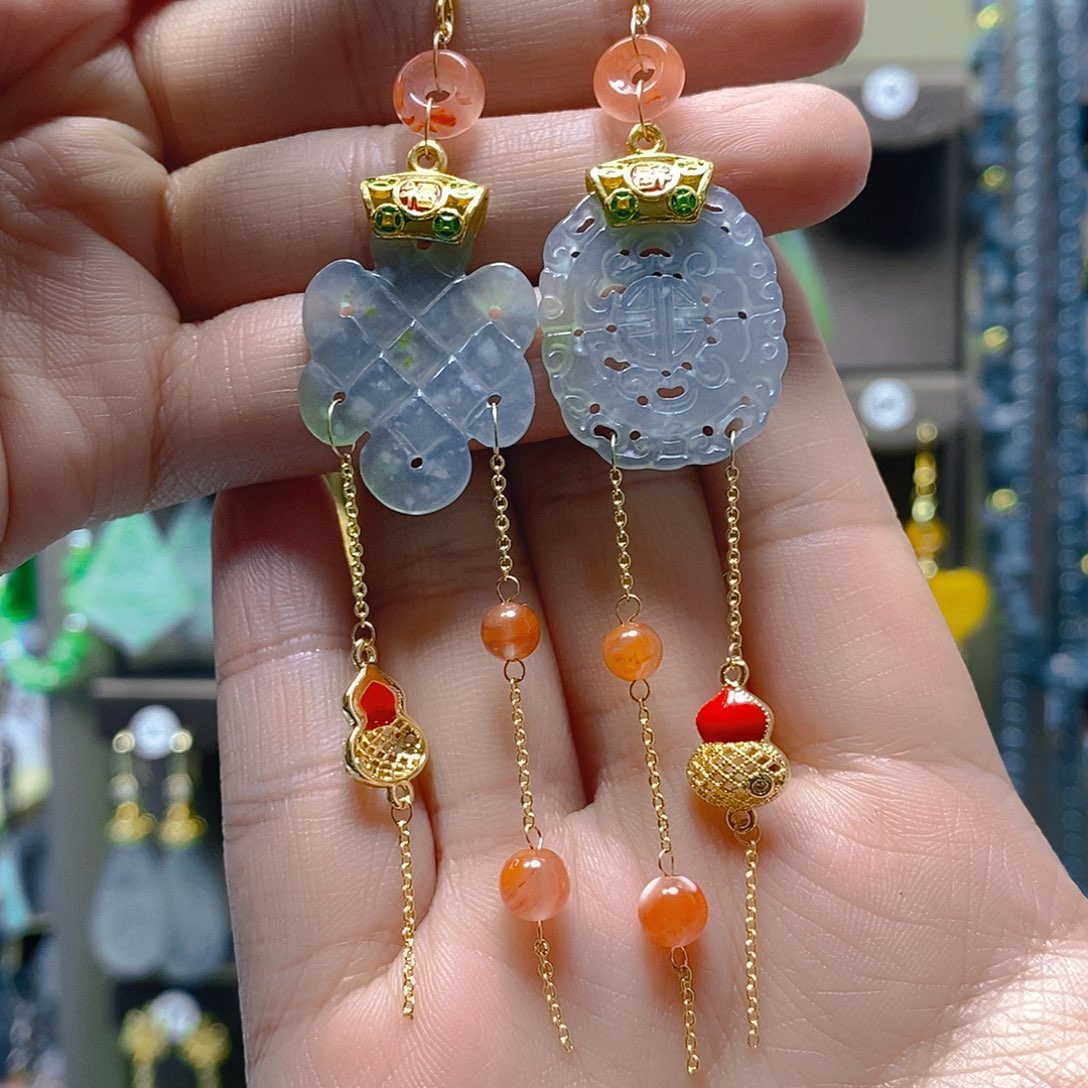 未镶嵌翡翠耳饰翡翠