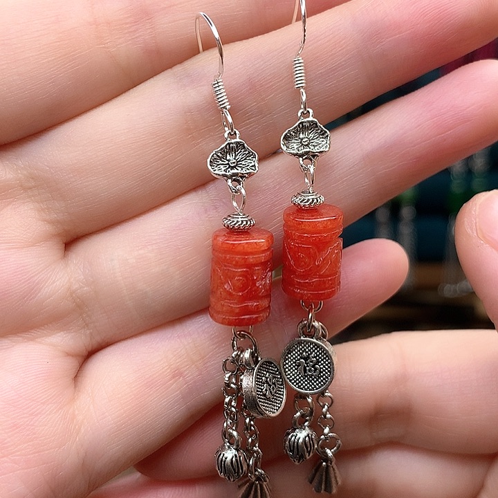 石英质玉耳钉合金