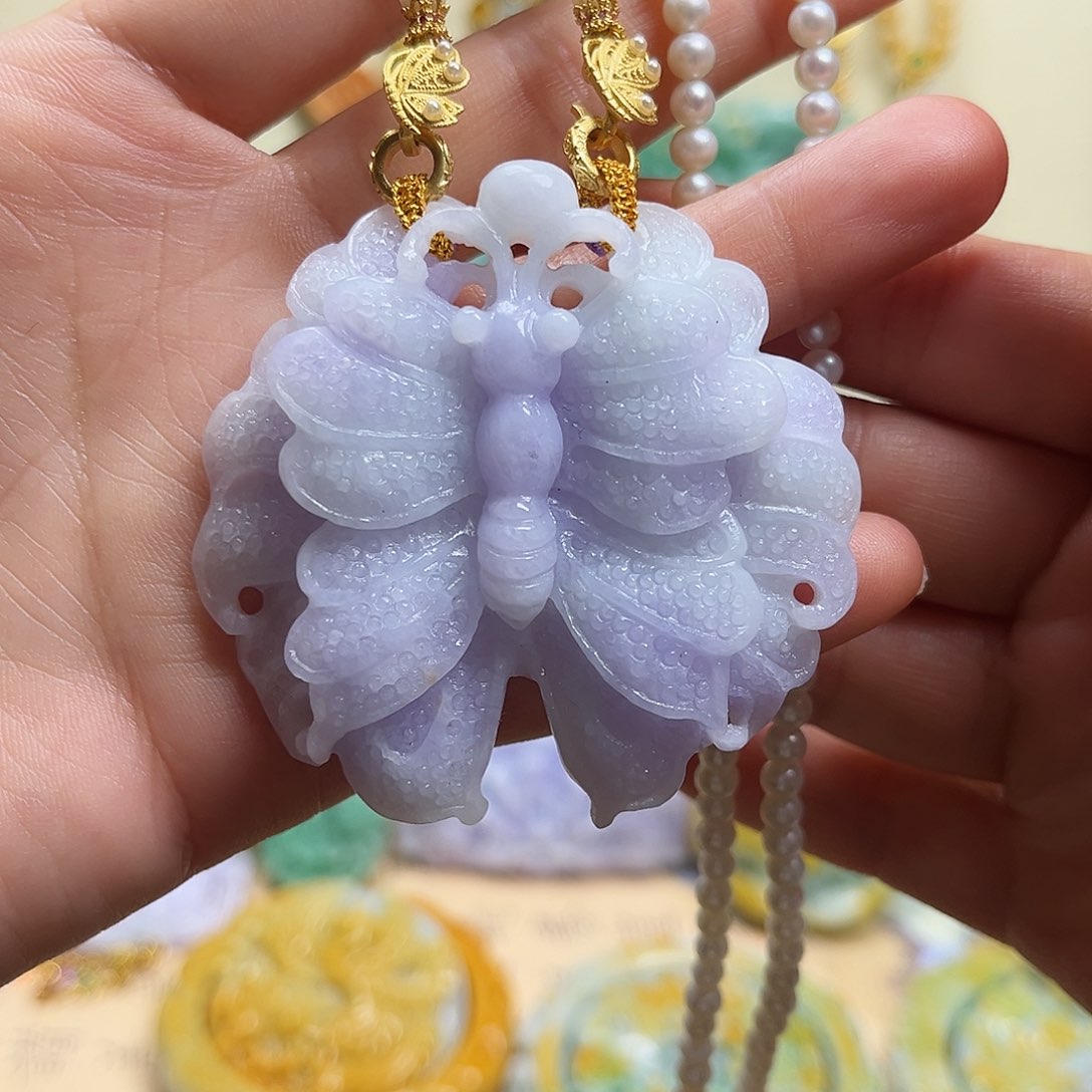 翡翠颈饰未镶嵌天然翡翠