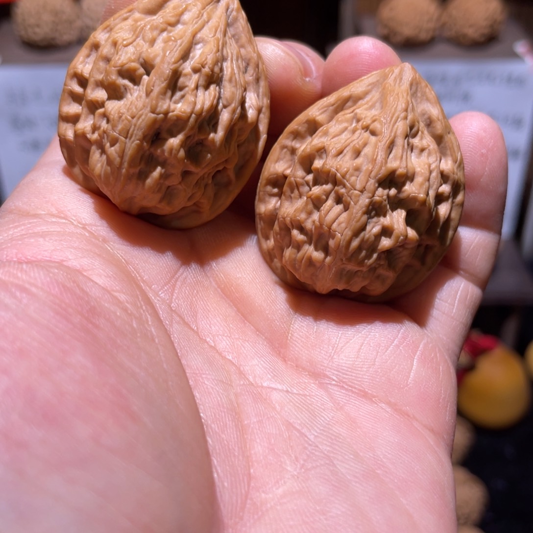 吊坠文玩核桃34天眼鸡心