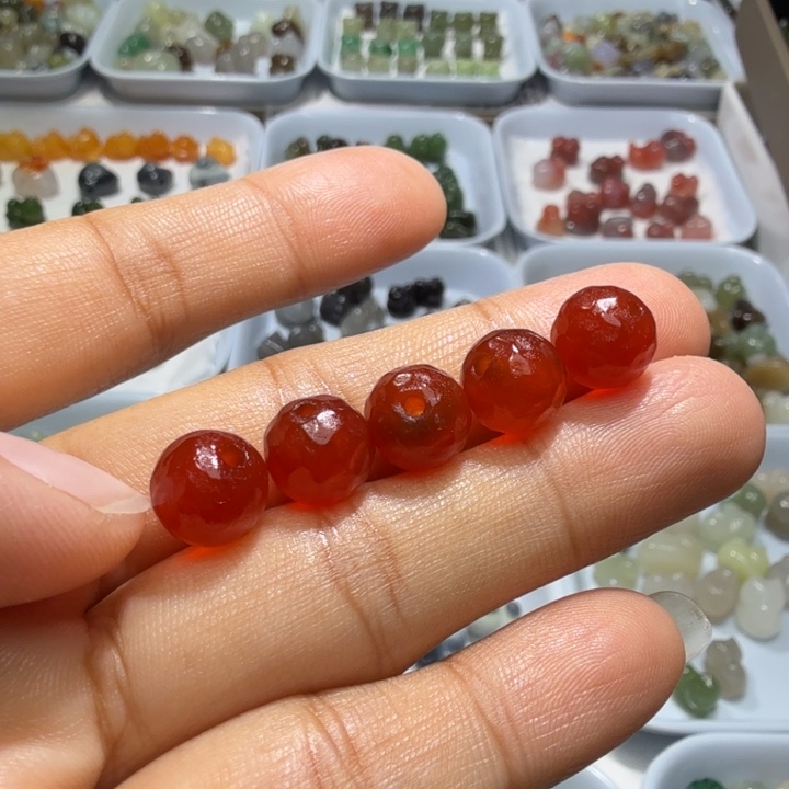 和田玉未镶嵌珠宝奇石