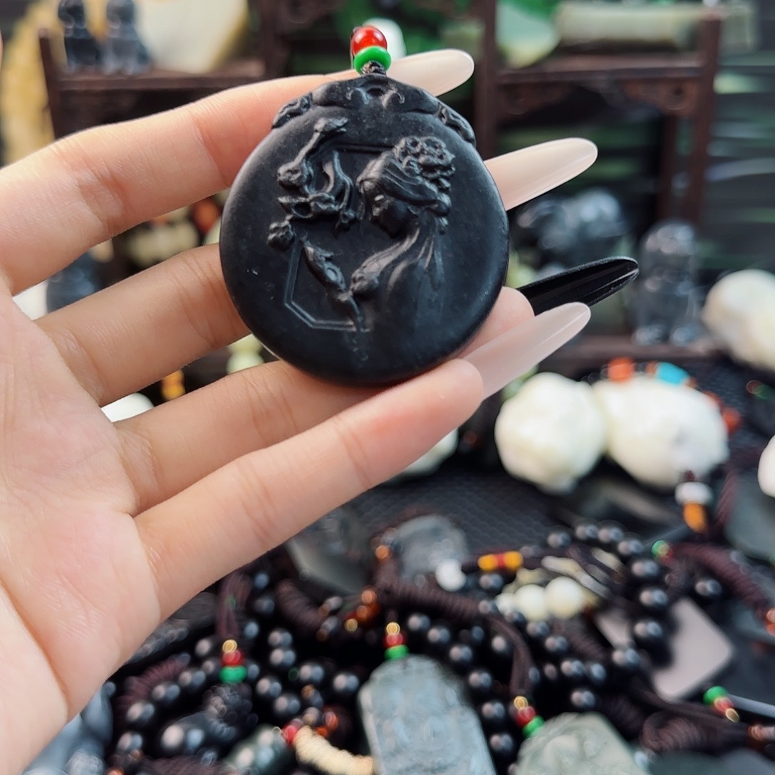 未镶嵌和田玉挂件