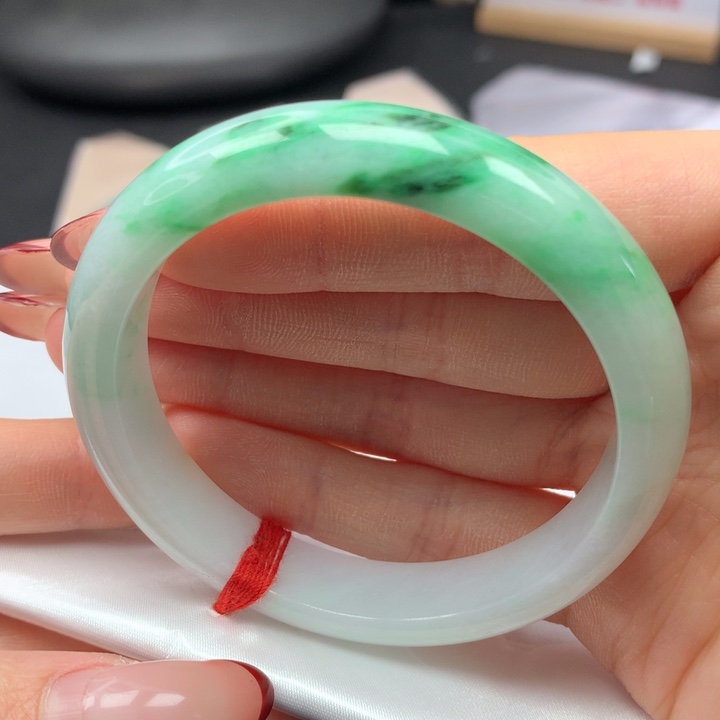 翡翠手镯未镶嵌54正圈