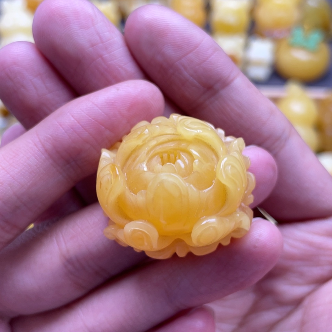 琥珀未镶嵌裸石蜜蜡