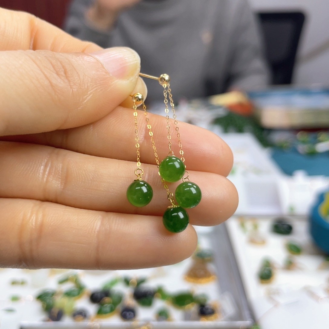 和田玉耳饰18K金镶嵌