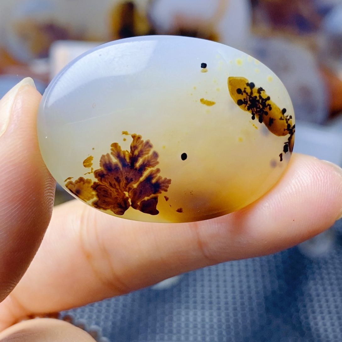 玛瑙/玉髓未镶嵌珠宝奇石