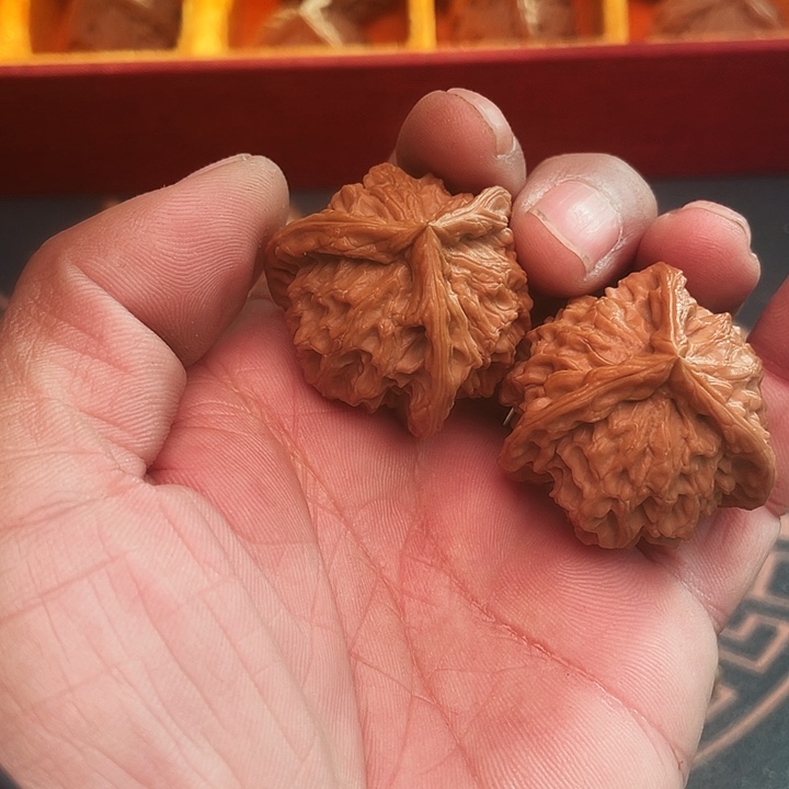 史***生文玩核桃吊坠一图一物