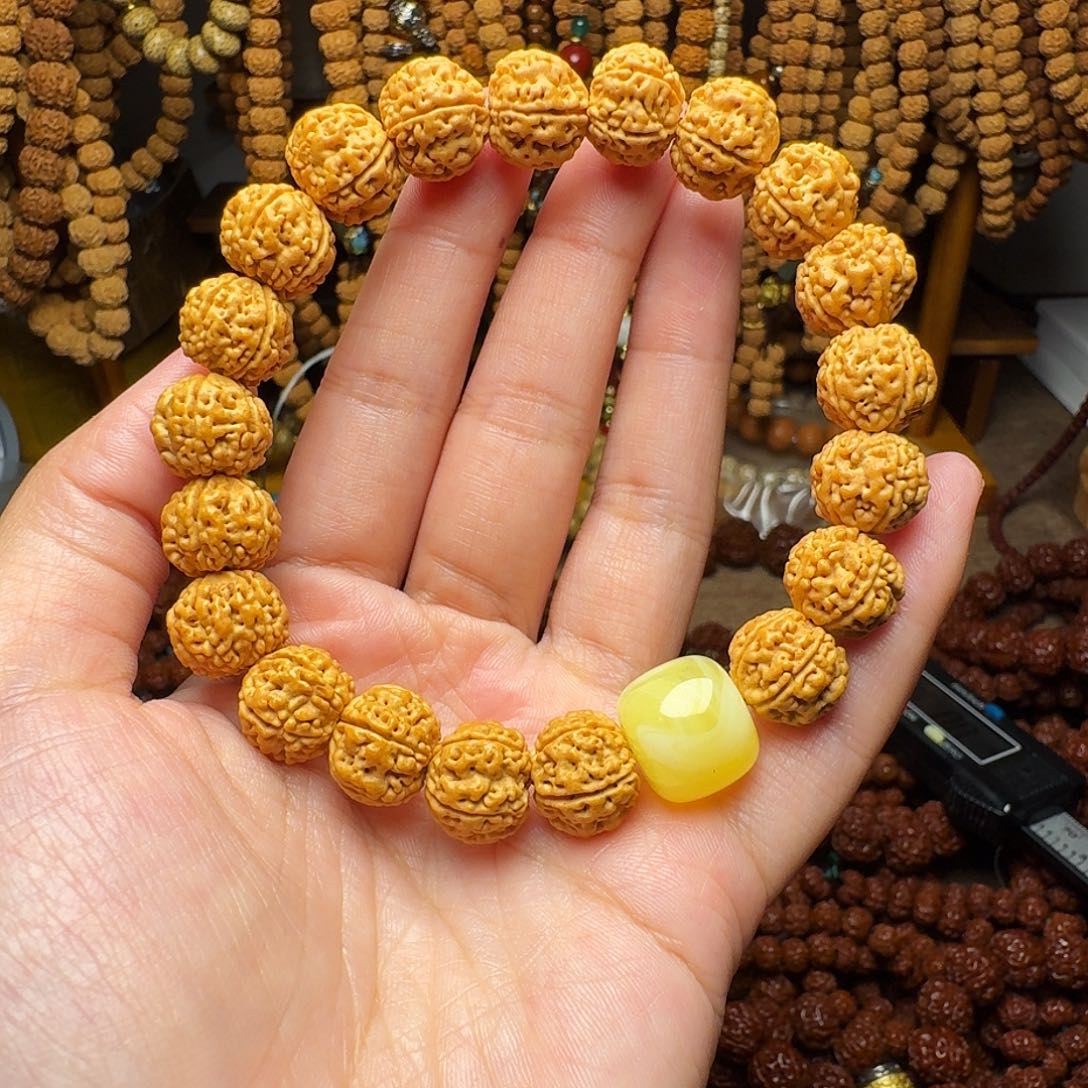 小***鱼金刚菩提吊坠12单圈原皮