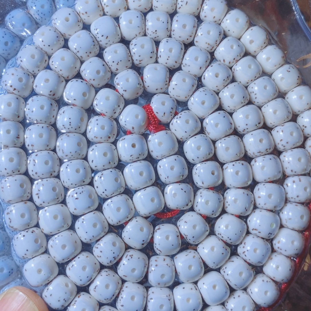 未***.吊坠星月菩提Cfvvfggggggg