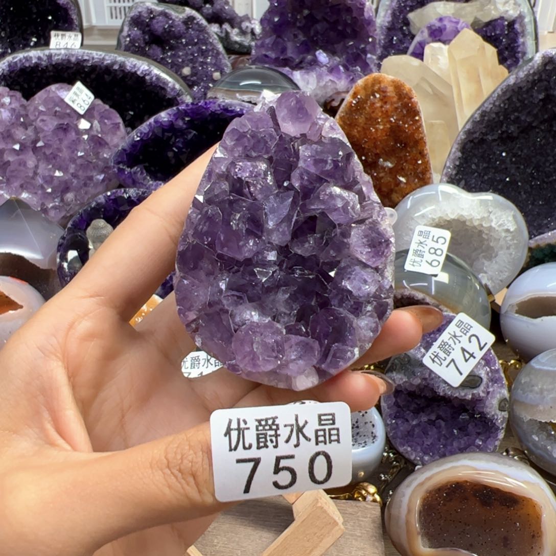 未镶嵌大型摆件（非配饰）紫晶750