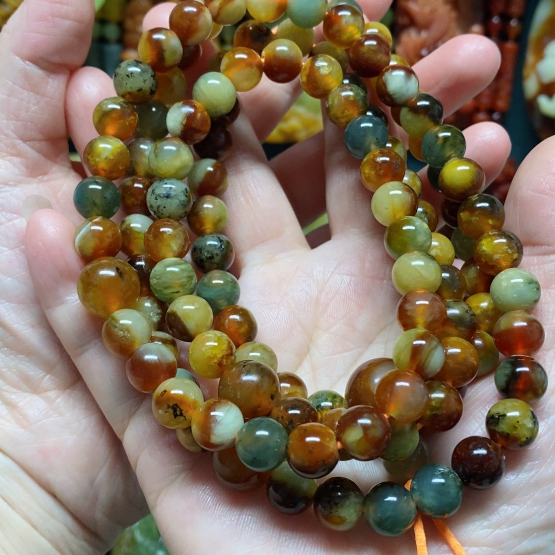 蛇纹石玉手串未镶嵌