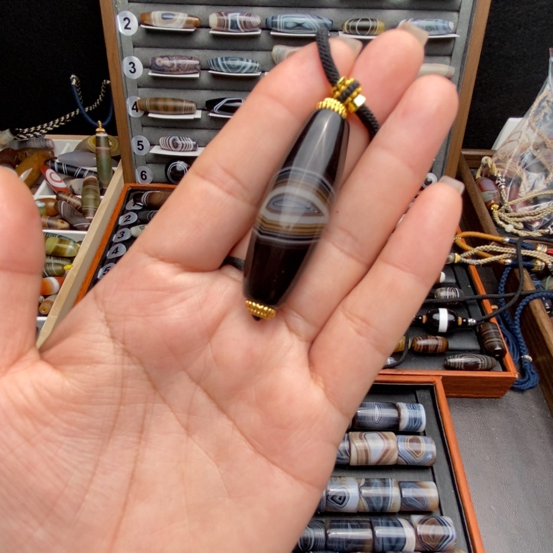 海***琳玛瑙/玉髓未镶嵌吊坠