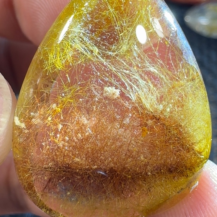 未镶嵌颈饰水晶北**姐