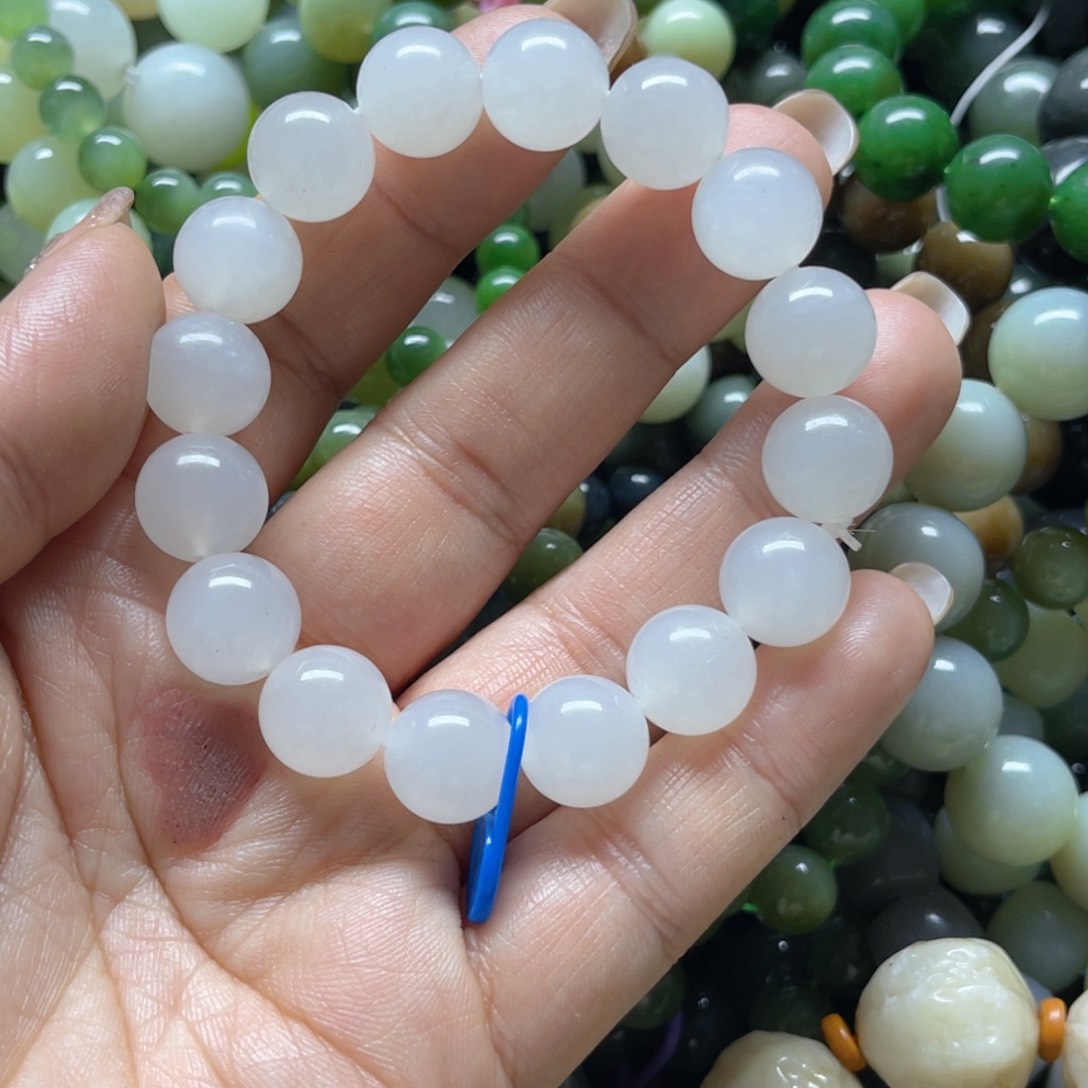 和田玉手链未镶嵌