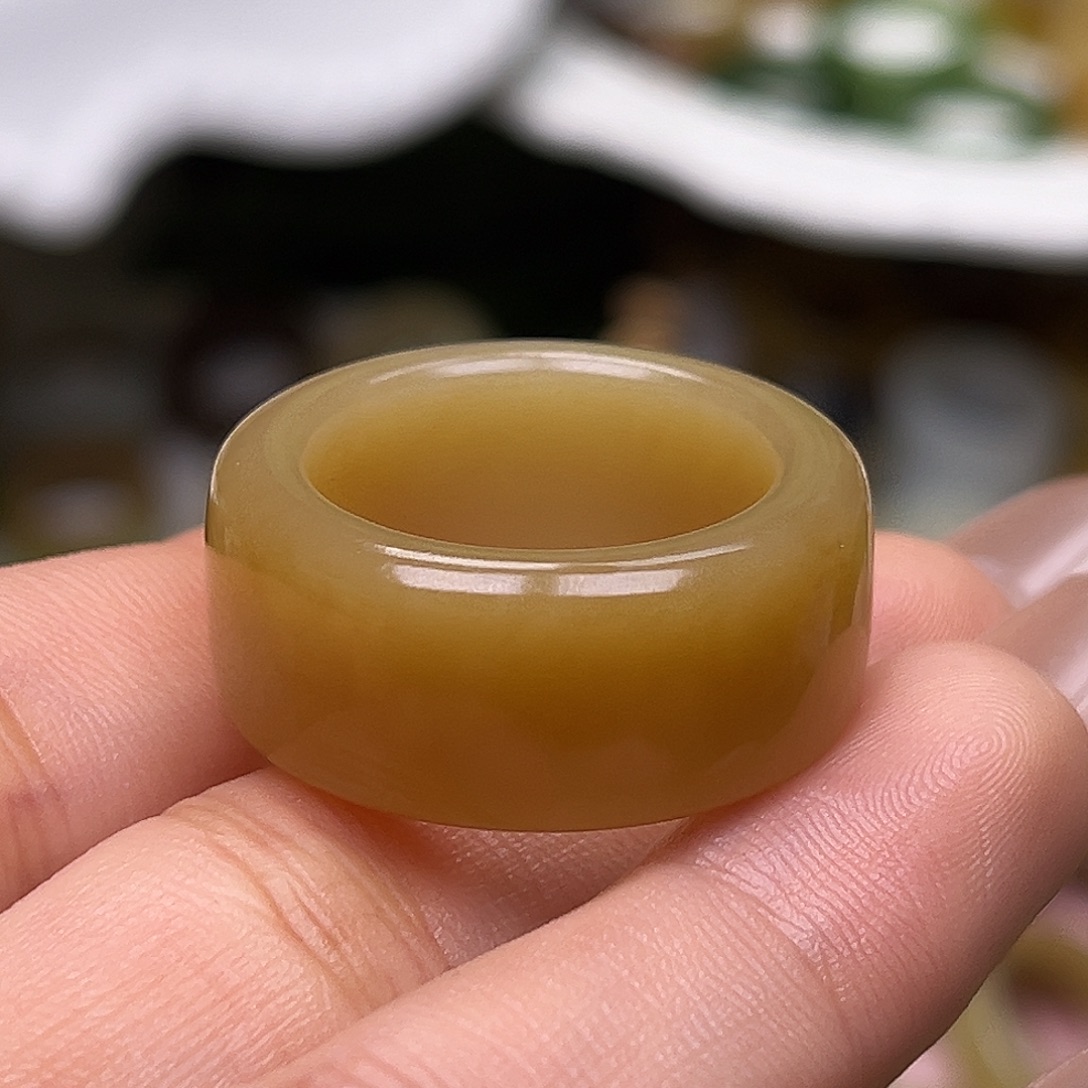 尘***定和田玉未镶嵌戒指19.3