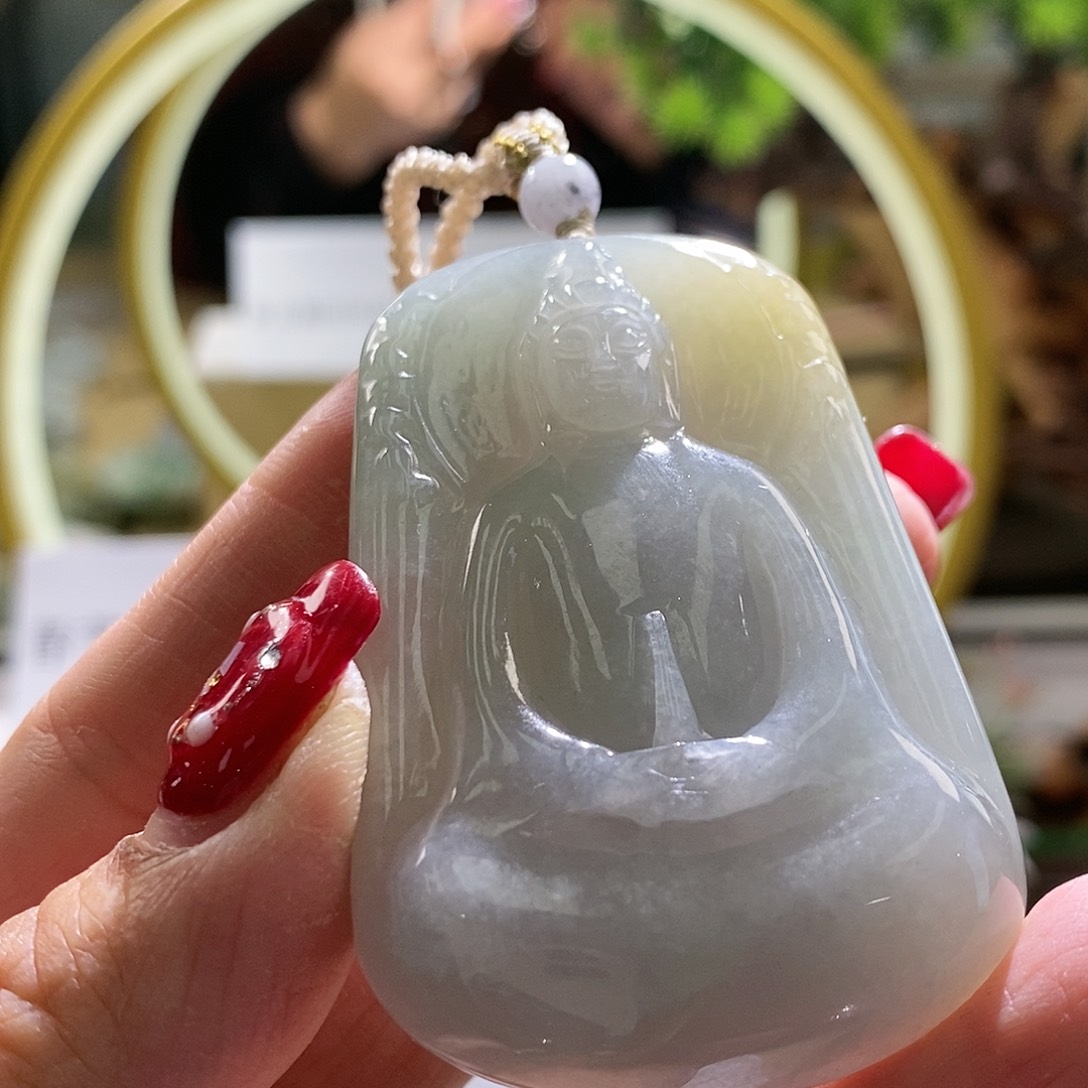 【闪购商品】翡翠颈饰未镶嵌观音