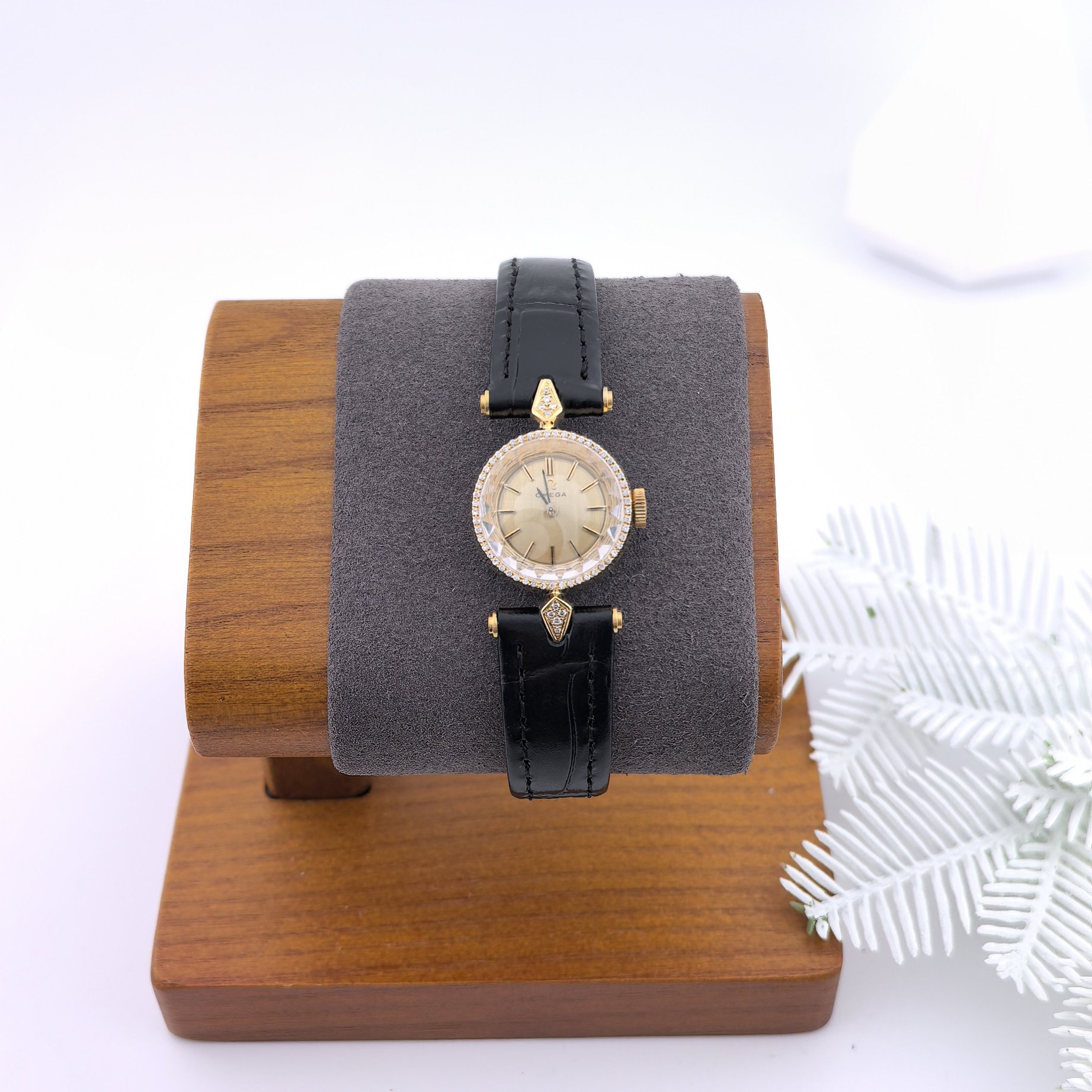 95新 Omega/欧米茄 【重庆中古谢漂亮】欧米茄手表/手表女表/01477