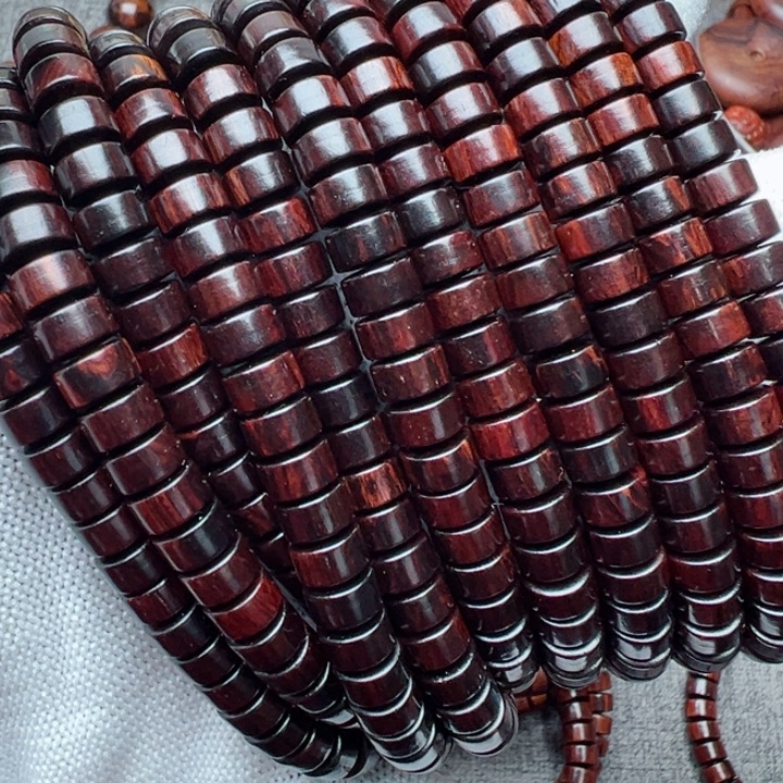 君***玩木海南红降片片珠4×7单圈30条