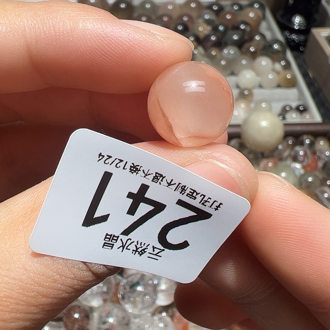 未镶嵌水晶珠宝半成品