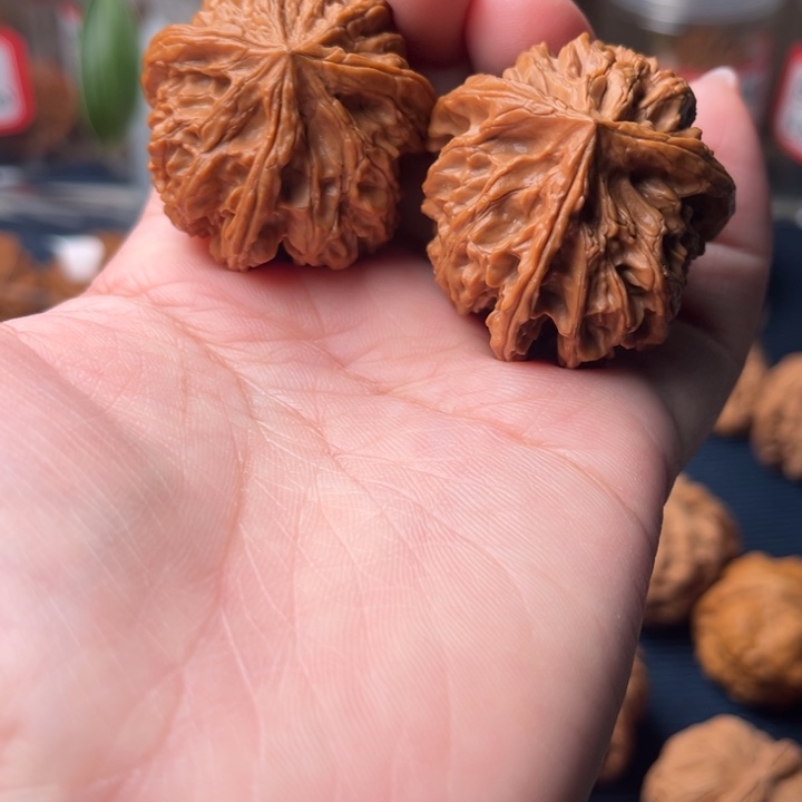 吊坠文玩核桃人丁兴旺