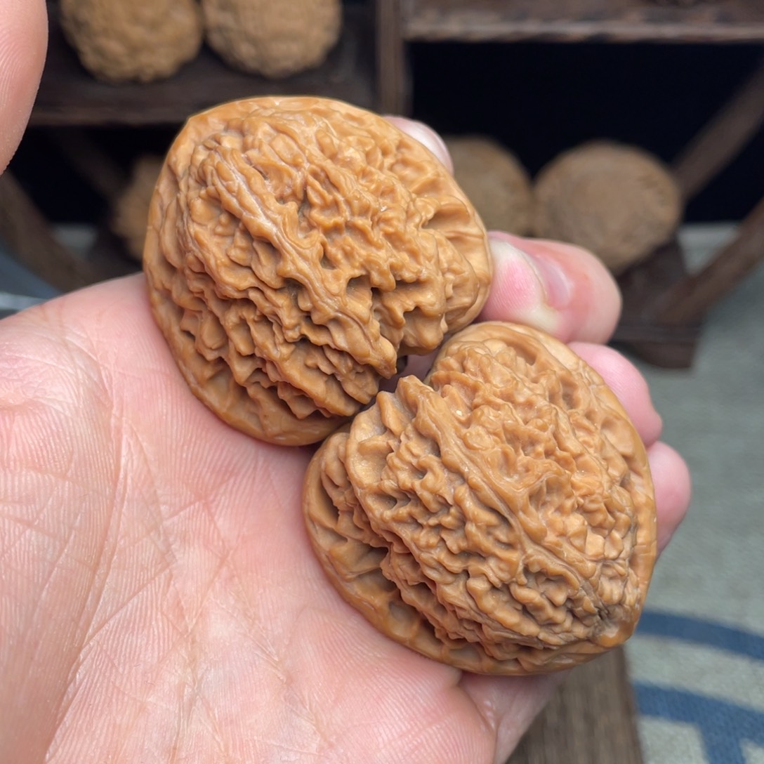 文玩核桃把件1***342毕业高炮南疆石