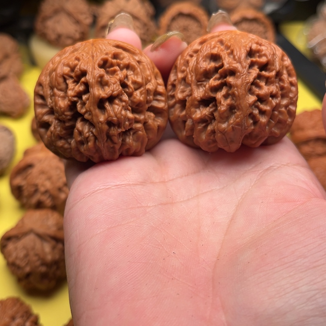 吊坠桃核46平谷大粗筋