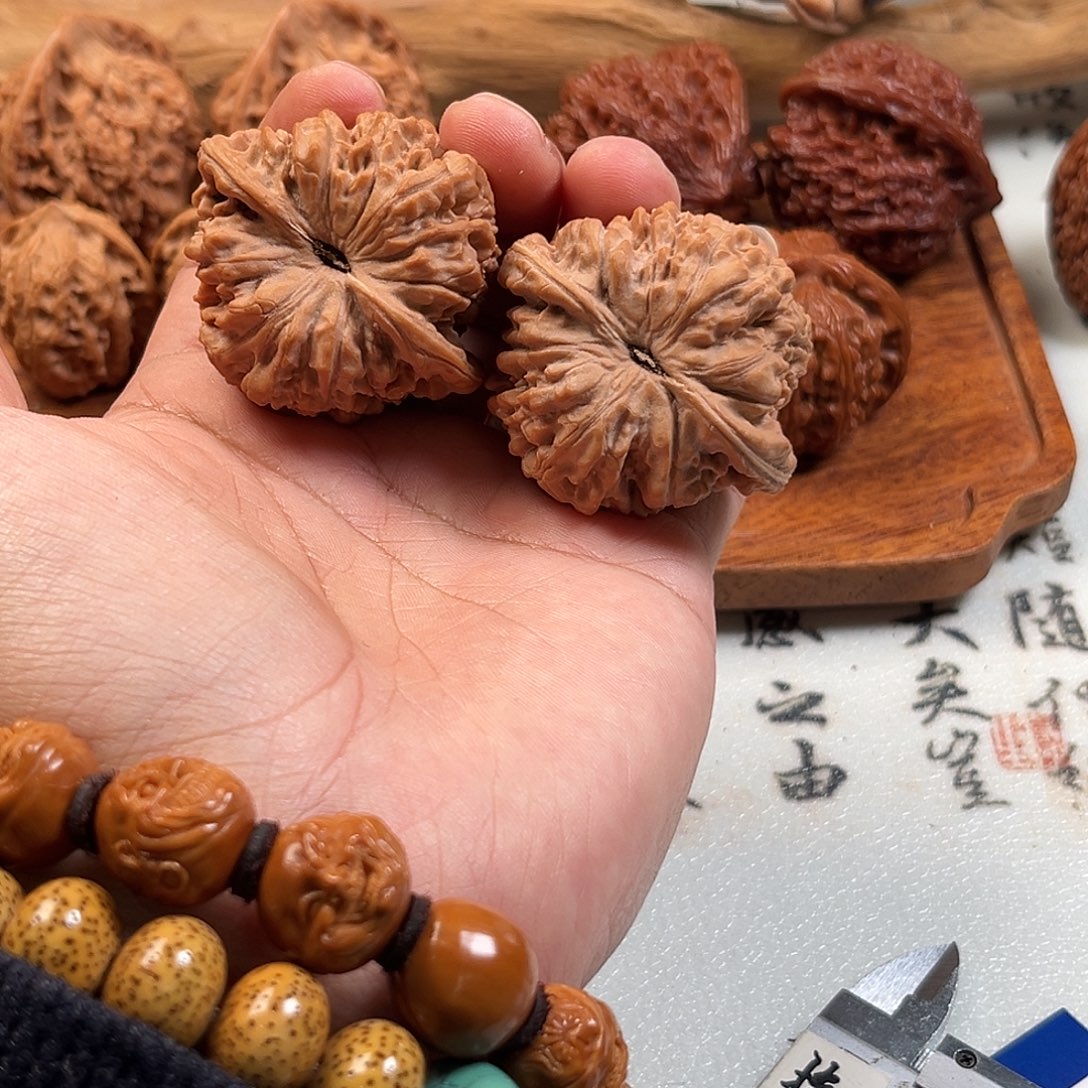 蚂***灯吊坠文玩核桃官帽45全品