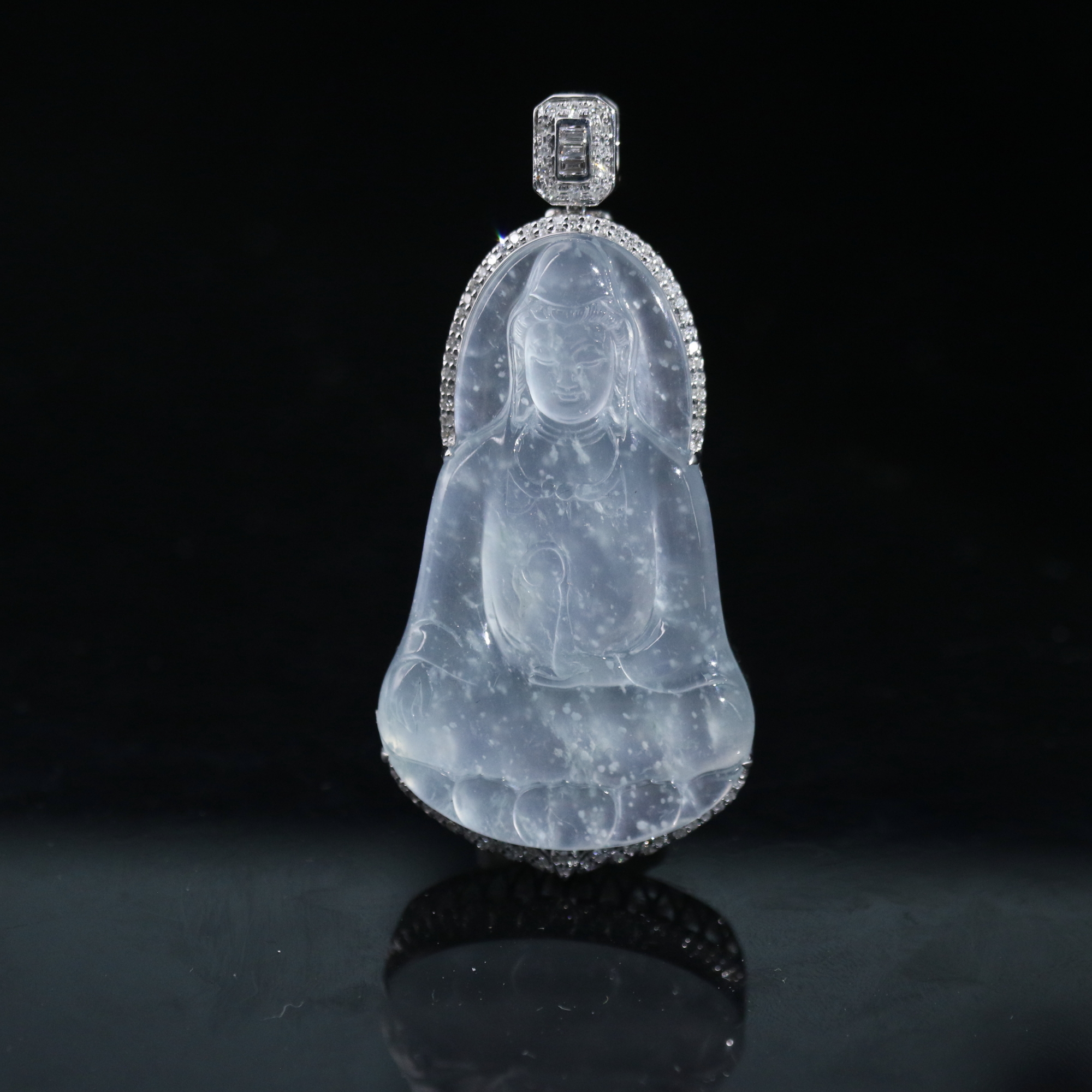 47天然缅甸翡翠A货18k观音/900031/上海嘉禾拍卖