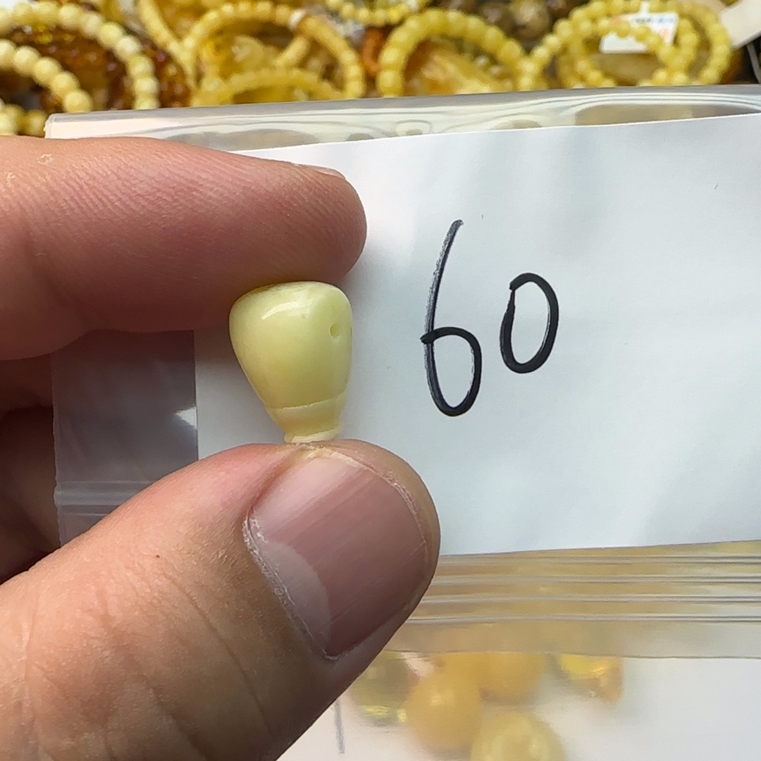 裸石琥珀未镶嵌蜜蜡三通9*9