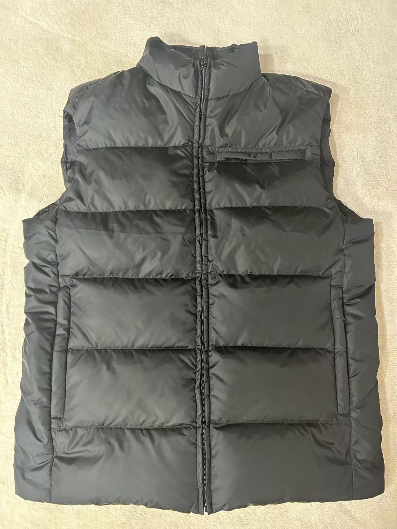 P44男士排骨立领羽绒马甲