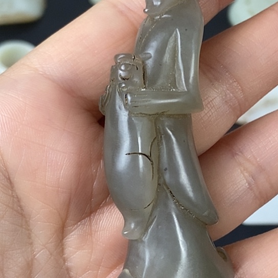 用***3和田玉（糖玉）未镶嵌挂件