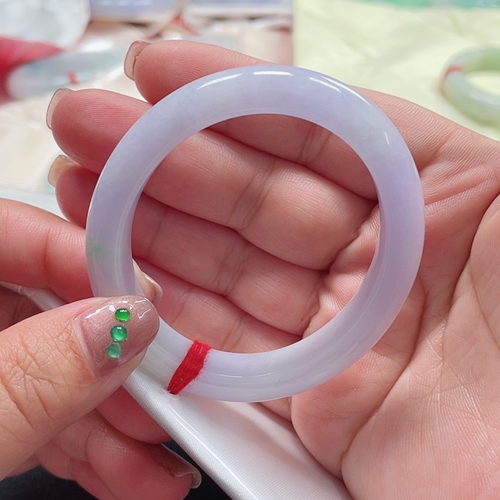 翡翠手镯未镶嵌缅甸翡翠手镯52圈