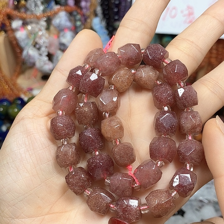 玛瑙/玉髓未镶嵌珠宝半成品天然草莓晶切面卡10mm