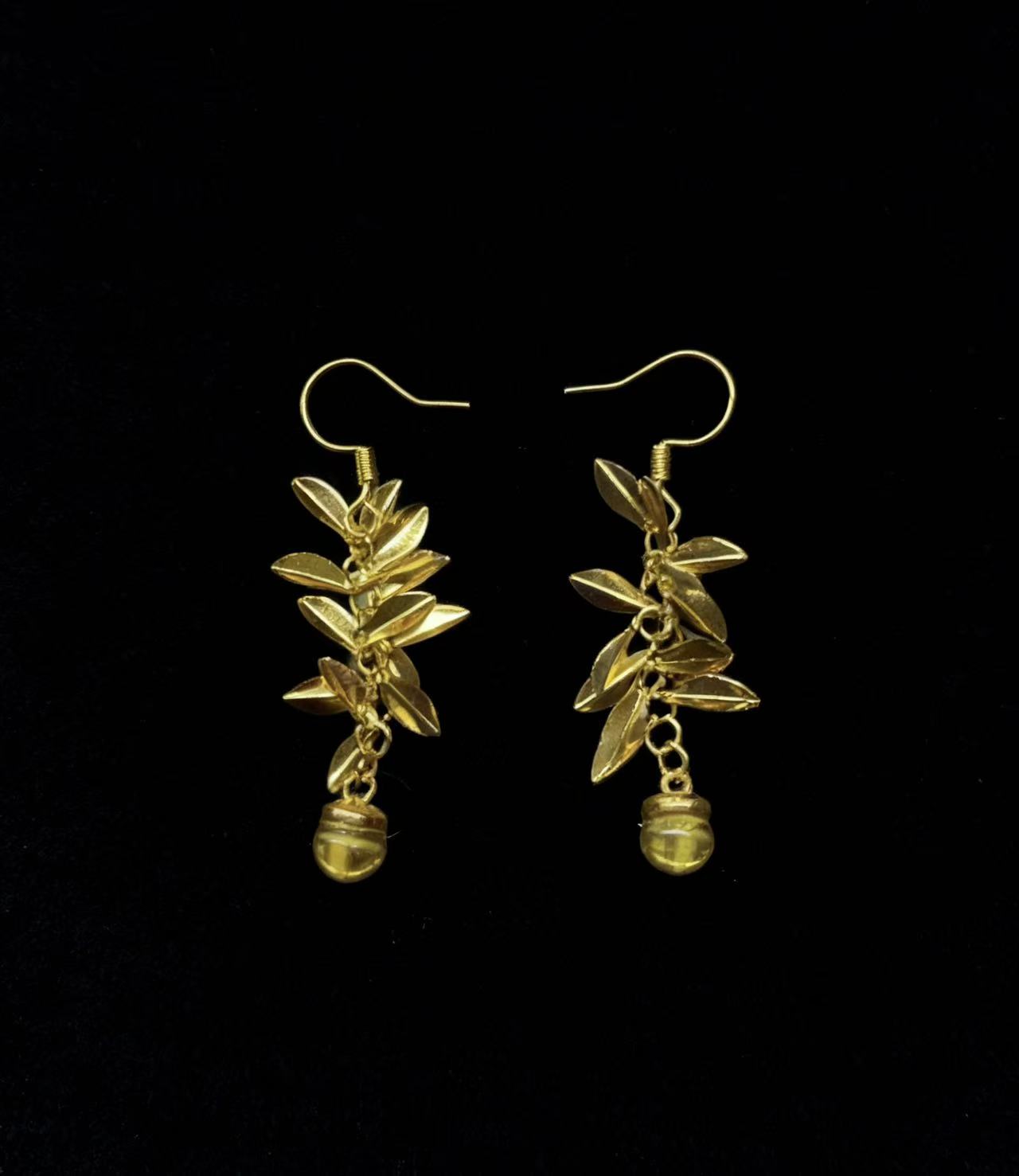 【周小年专属】YES33复古仿金灵动耳环