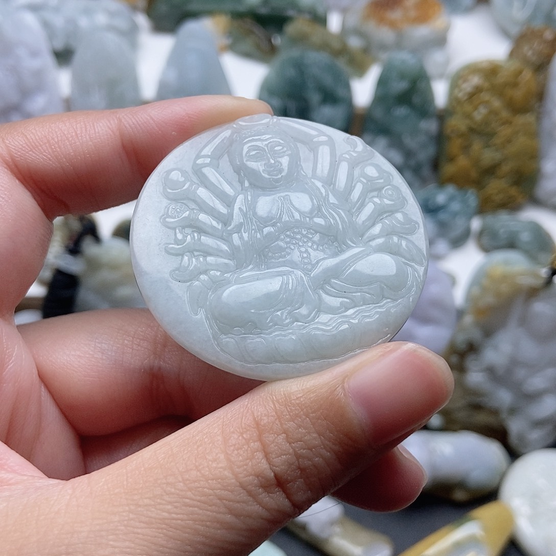 翡翠未镶嵌颈饰翡翠