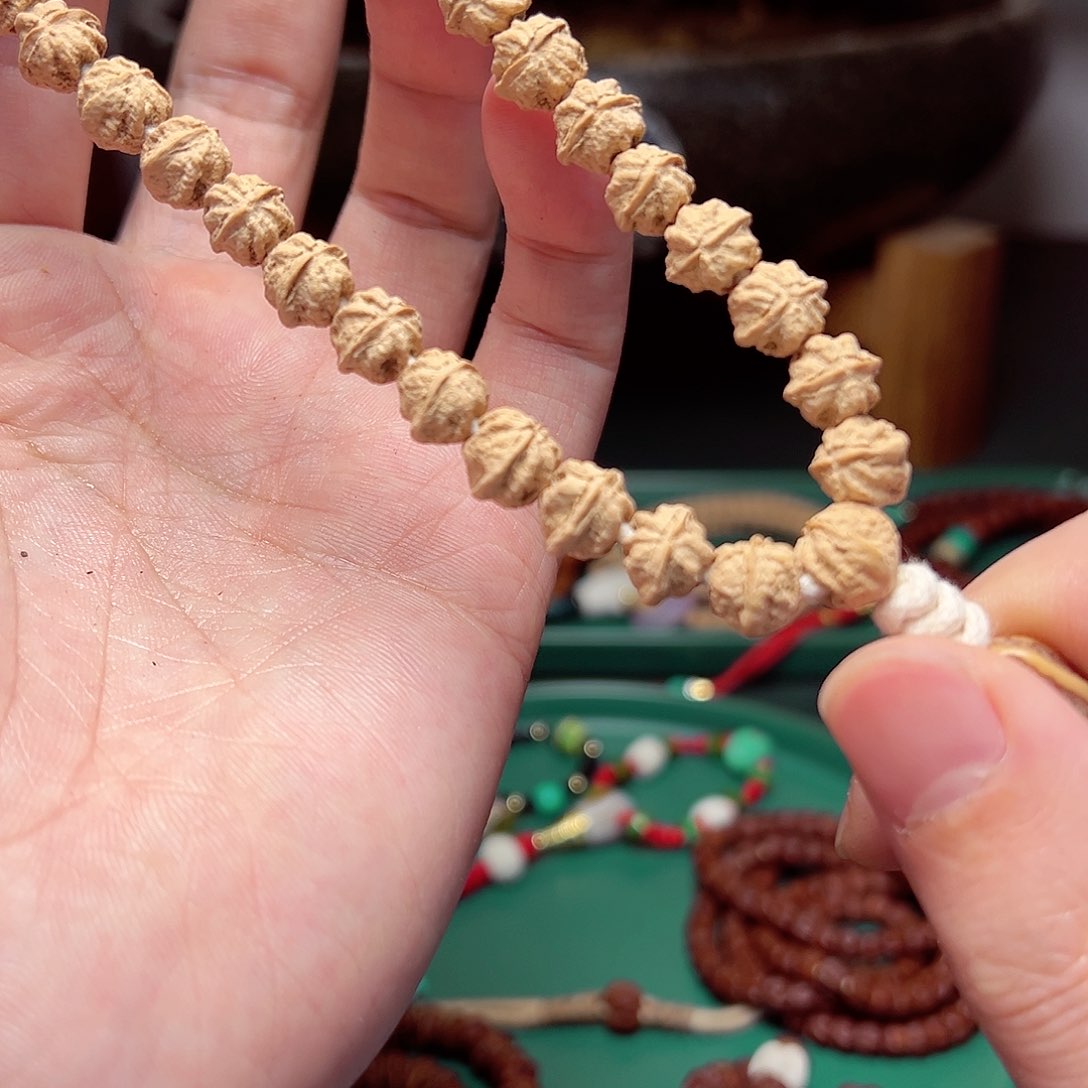 柏香籽/百香籽吊坠238.8