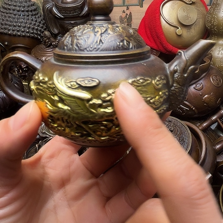 铜器摆件老王直播间
