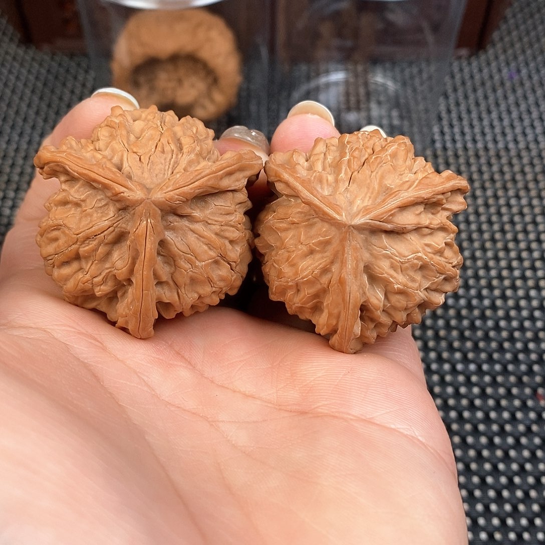 文玩核桃把件-****聊40尺正奔全品