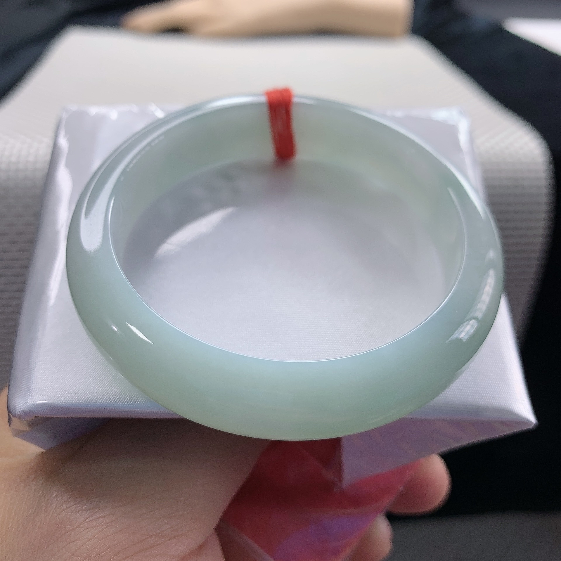 细糯56圈飘绿翡翠手镯时尚百搭女款正品缅甸天然A货玉镯翡翠12067
