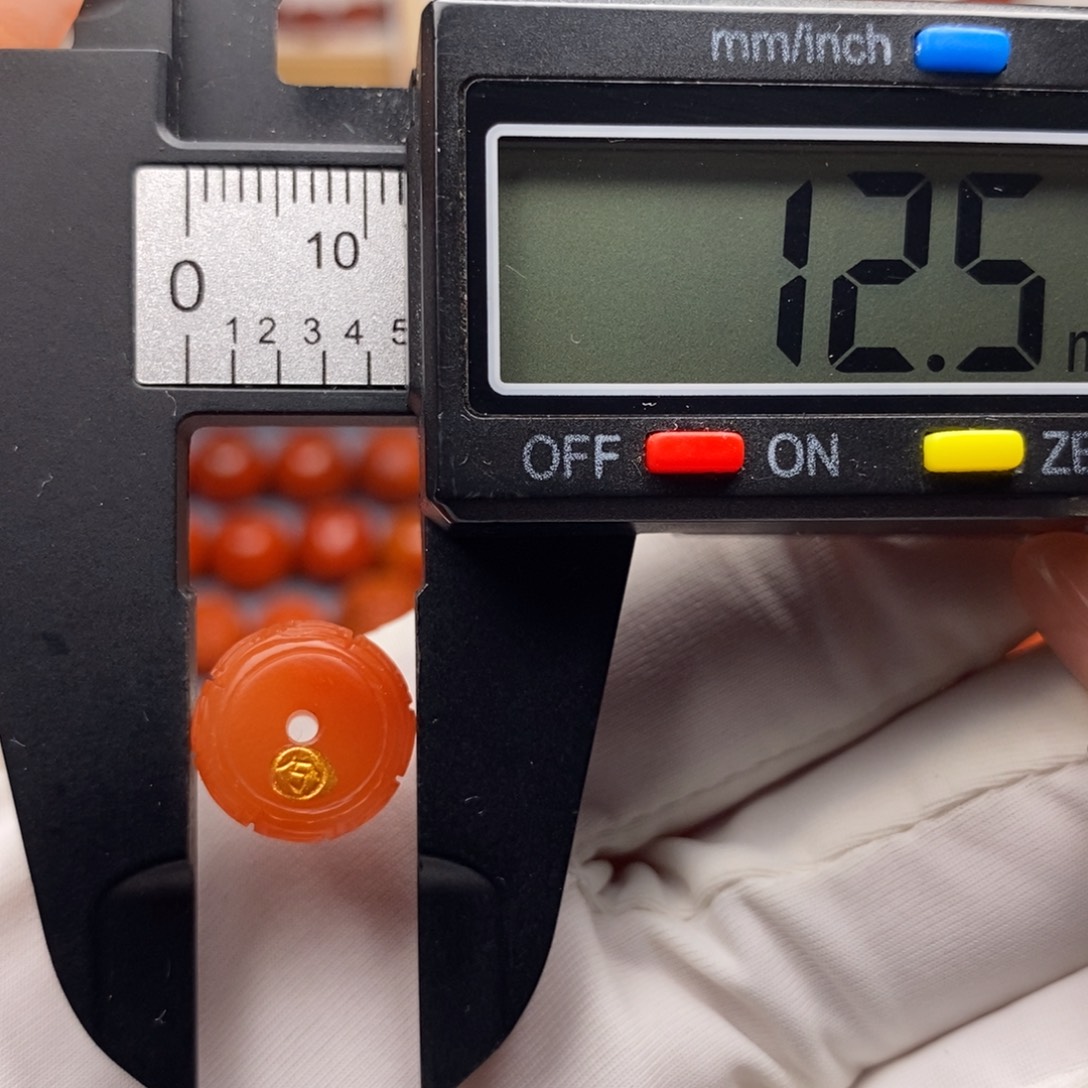 南红玛瑙未镶嵌配饰回纹扣