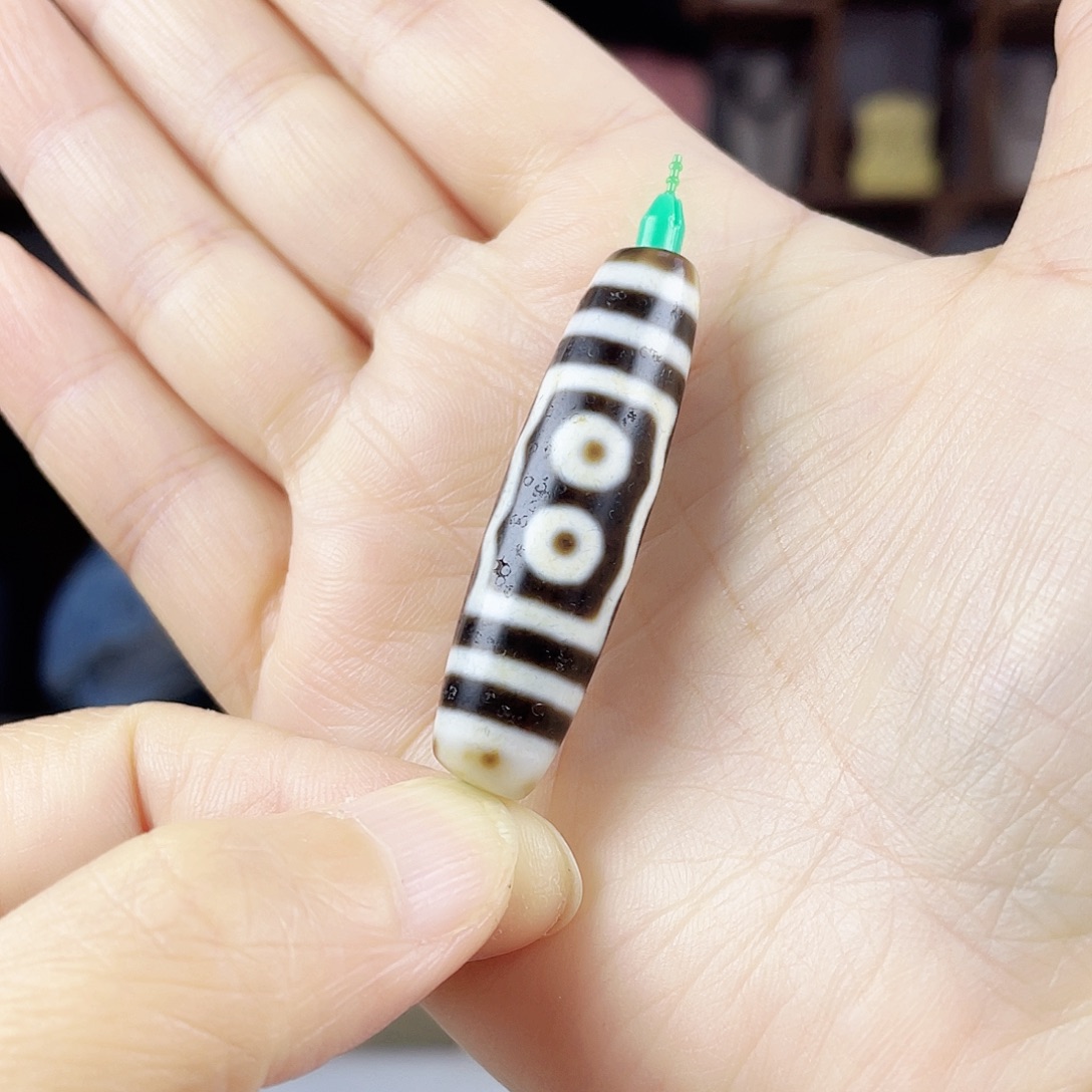 顺***张玛瑙/玉髓合金颈饰任晓攀