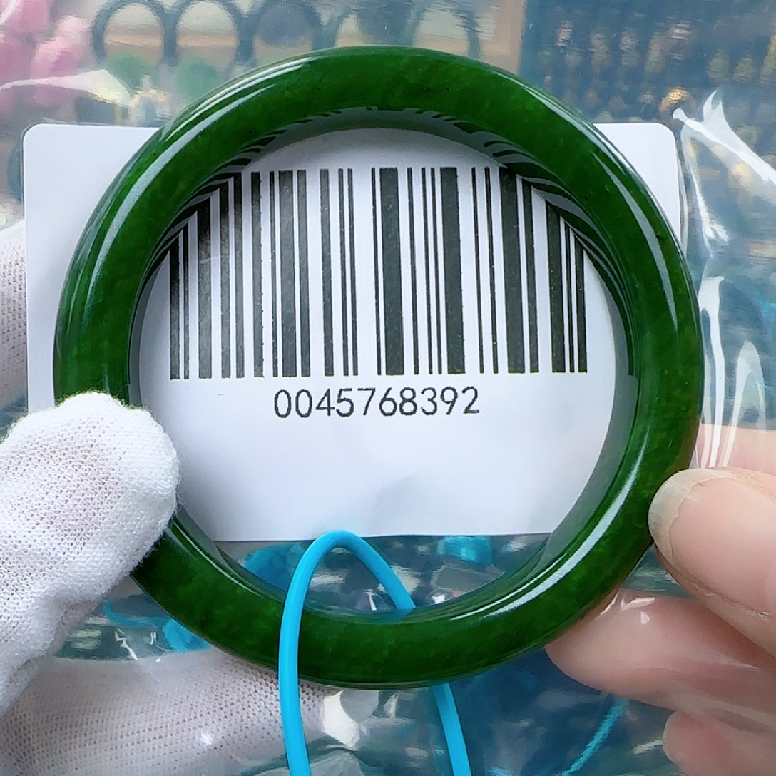 和田玉（碧玉）手镯未镶嵌微瑕5657