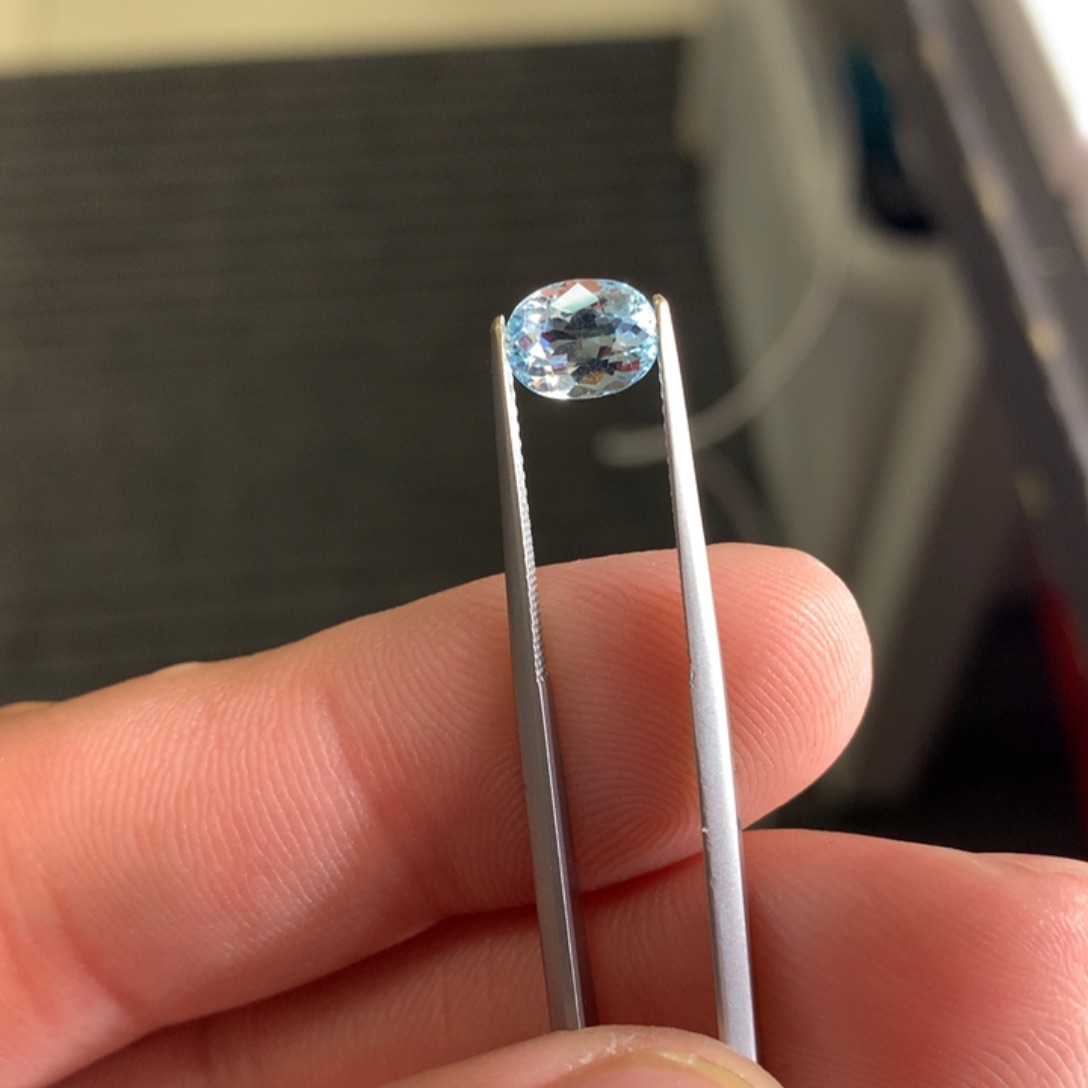 海蓝宝石裸石未镶嵌1.45克拉